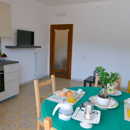 Estate4home - Sofia Flora 3* Piano di Sorrento