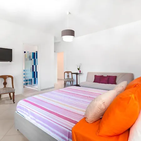 Estate4home - Sofia Flora 皮雅诺迪索伦托