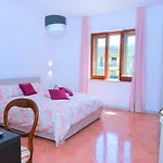 Estate4home - Sofia Flora