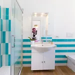 Estate4home - Sofia Flora 3*