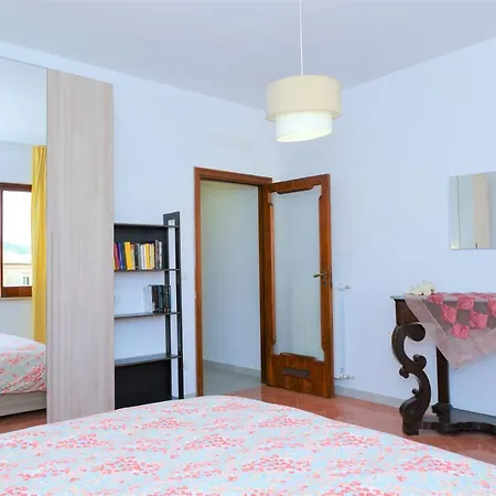 Estate4home - Sofia Flora 3*