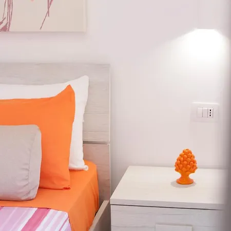 Estate4home - Sofia Flora 3*