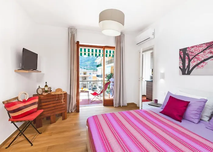 Estate4home - Sofia Flora Bed & Breakfast Piano di Sorrento